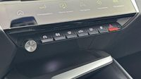 Peugeot 308 1.2 PureTech 130ch S&S Allure — photo 15