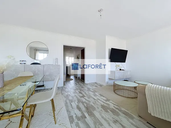 Appartement 4 pièces 77 m²