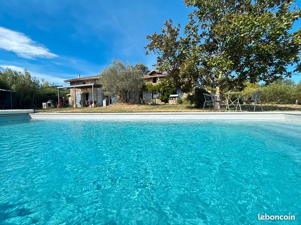 Maison 6 pièces 209 m²