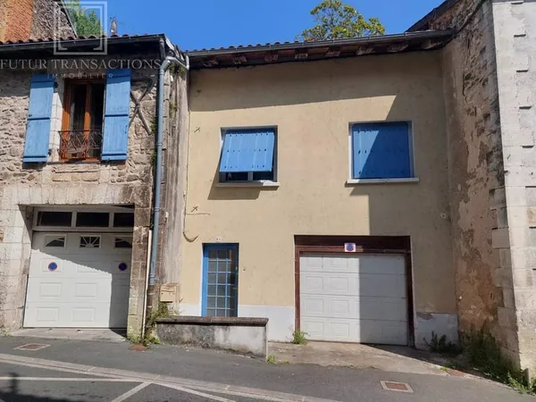 Maison avec cour