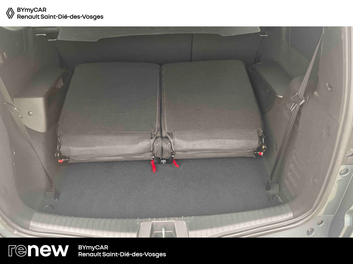 Dacia Jogger Hybrid 155 7 pl — photo 13