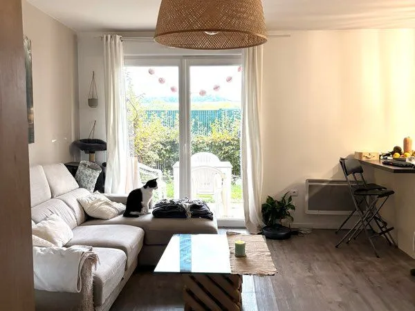À LOUER T2 de 47 m² avec terrasse et parking à Saint-Étienne-du-Rouvray