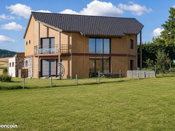Maison 6 pièces 192 m²