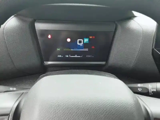 Citroën C4 e- 136 ch automatique — photo 10