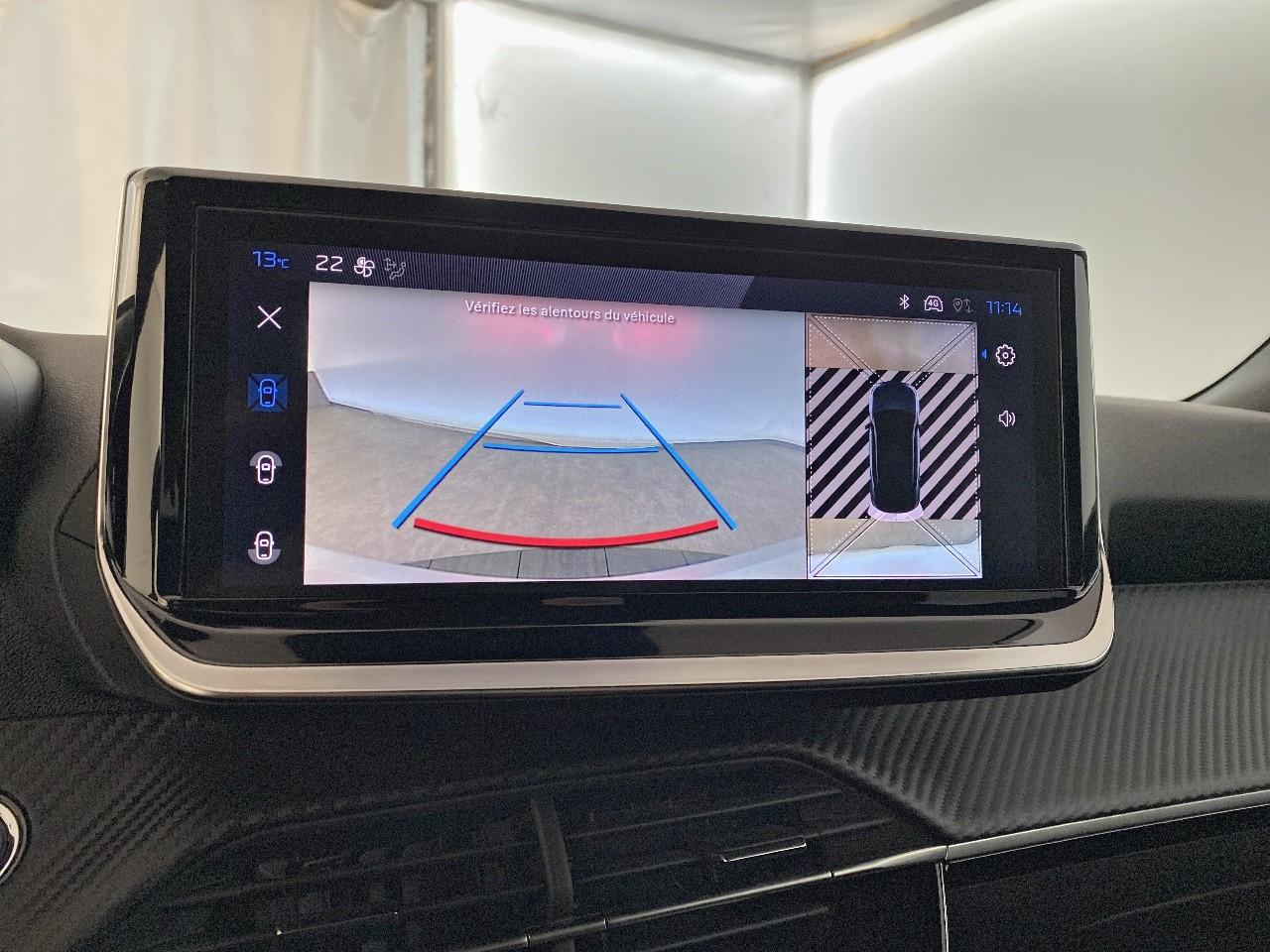 Peugeot 2008 hybrid 145 ch e-dcs6 allure — photo 17