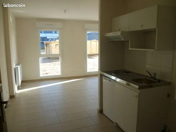 Studio 1 pièce 28 m²