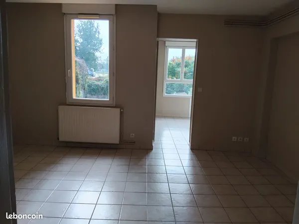 Appartement tout confort prés gare, commerces, bus et centre ville