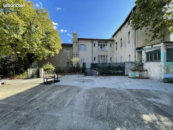 Immeuble 1080 m²