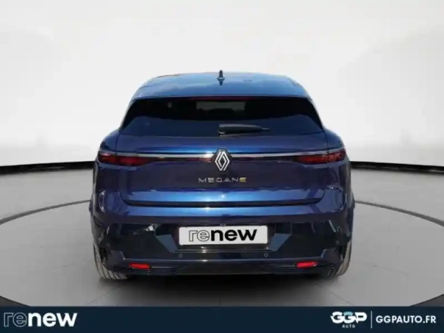 Renault Megane e-tech electric ev60 220ch techno optimum charge — photo 4