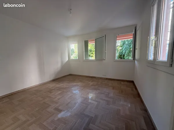 Appartement T3 à BASTIA (Centre ville)