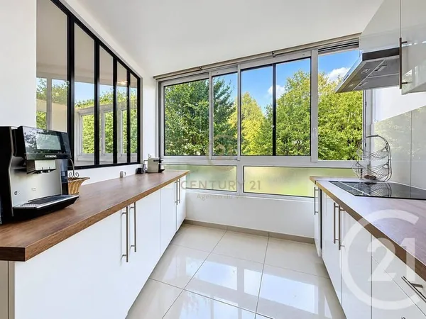 Appartement 4 pièces 83 m²