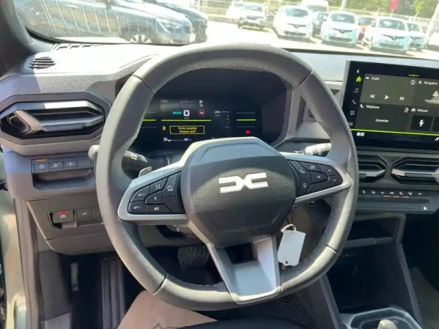 Dacia Duster 1.2 hybrid-g 150ch expression 4x4 — photo 15