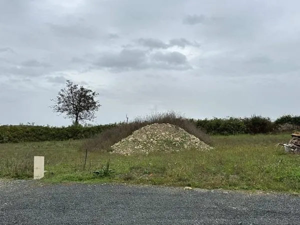Terrain 552 m²