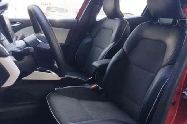 Renault Clio tce 90 - 21n — photo 10