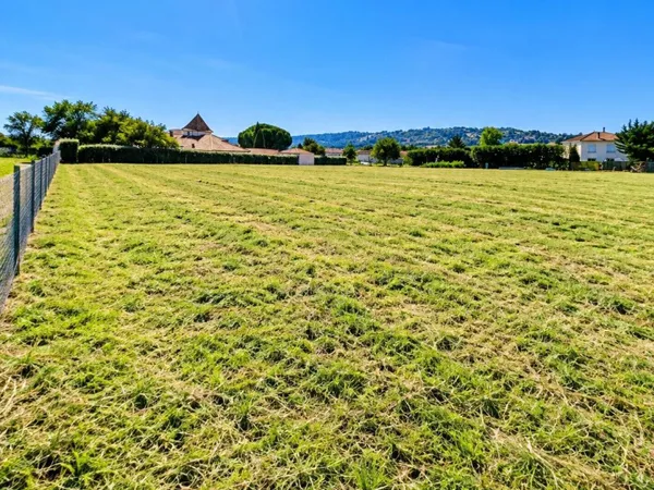 Terrain constructible