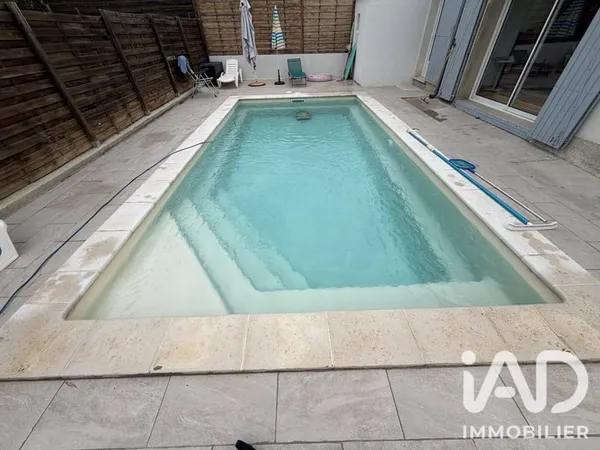 Maison de plain-pied 5 pièces 104 m²