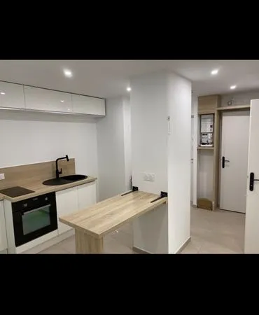 T2 MEUBLÉ ET ENTIÈREMENT ÉQUIPÉ - 27 m² - SEYSSINET-PARISET
