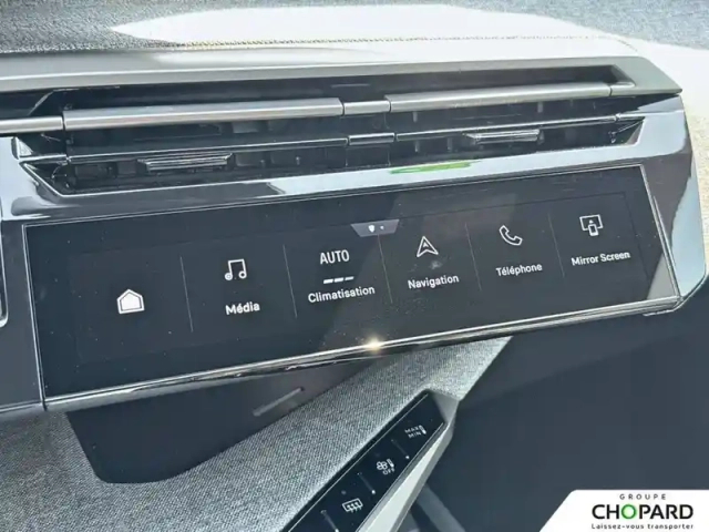 Peugeot 3008 hybrid 145 e-dcs6 — photo 22