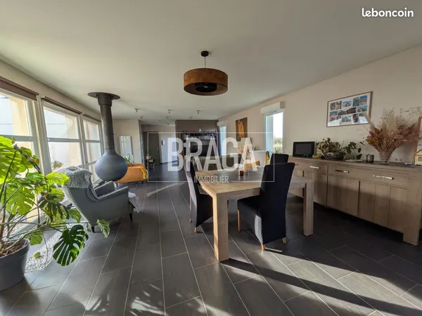 Maison 5 pièces 153 m²