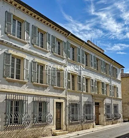 Maison 21 pièces 460 m²