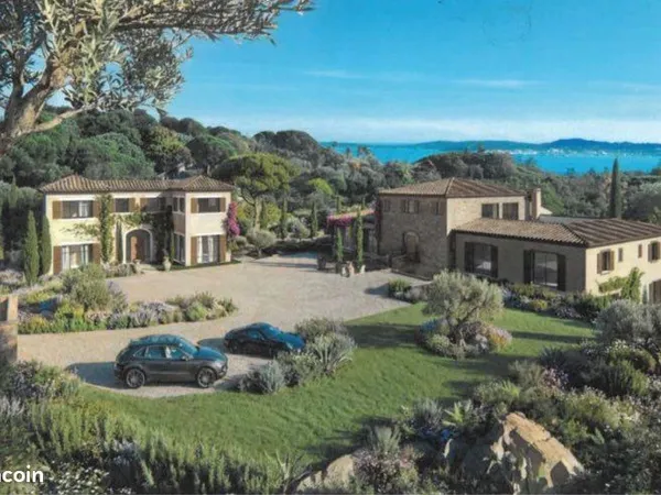 Grimaud, deux villas de 700 m² et 156 m², permis purgé