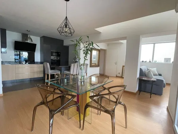 Appartement 4 pièces 92 m²