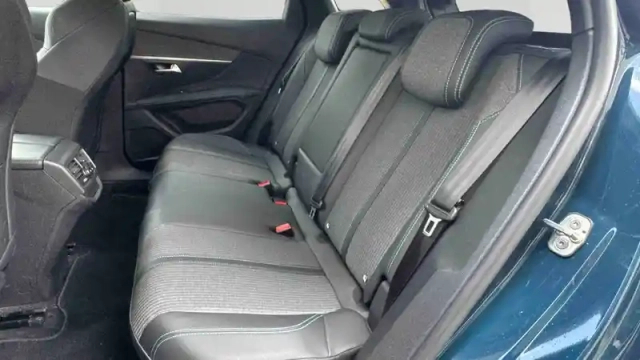 Peugeot 3008 puretech 130ch s&amp;s eat8 — photo 20