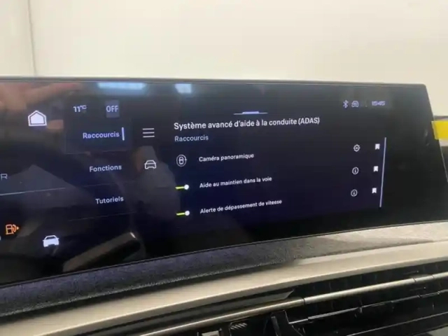 Peugeot 5008 hybride rechargeable plug-in 195ch allure e-dcs7 — photo 11
