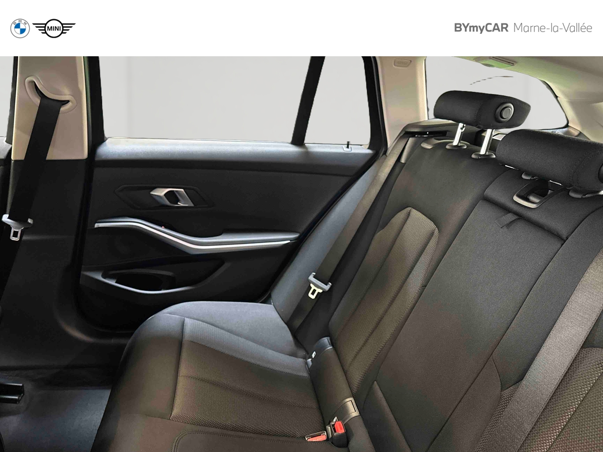 BMW Touring 318d 150 ch BVA8 — photo 32