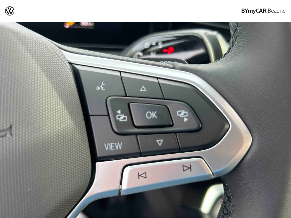Volkswagen T-Roc 1.5 eTSI Hybrid 116 ch DSG7 — photo 21