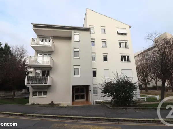 Appartement 4 pièces 76 m²