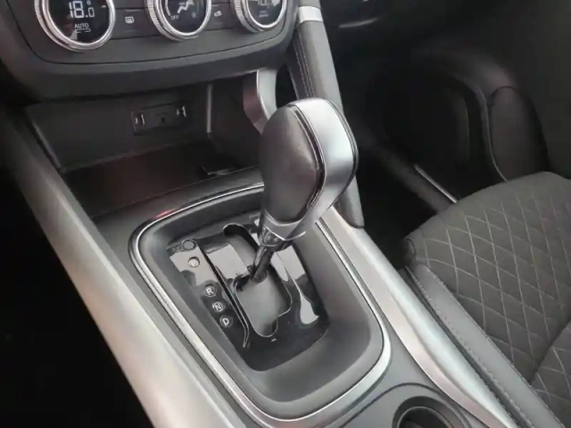 Renault Kadjar blue dci 115 edc — photo 31