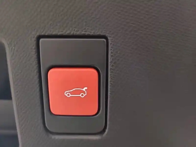 Citroën C5 Aircross hybride 145 ch e-dcs6 — photo 31