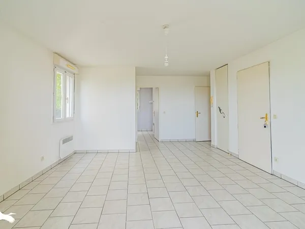 Appartement 3 pièces 5 m²