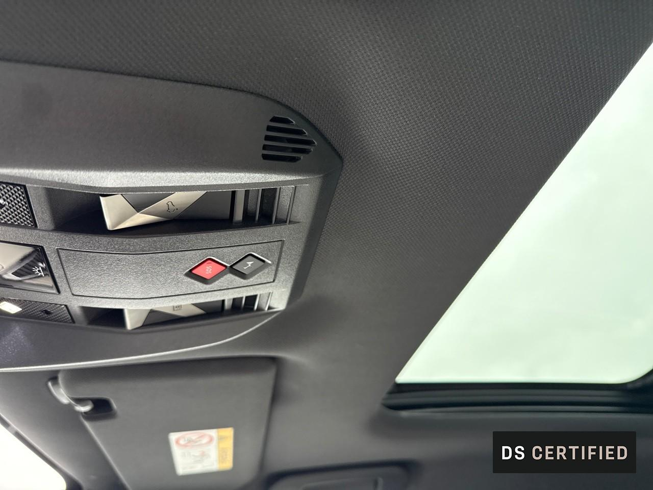 Ds Ds 7 crossback hybride rechargeable e-tense 300 eat8 4x4 opera — photo 19