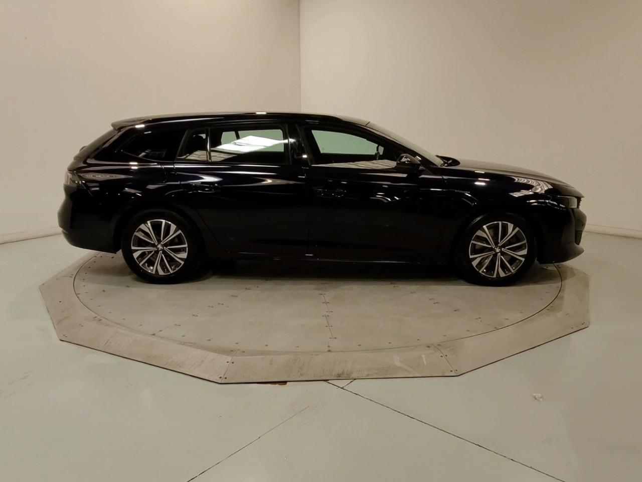 Peugeot 508 sw hybrid 225 e-eat8 active pack — photo 6