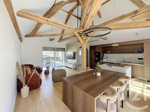 Maison 6 pièces 121 m²