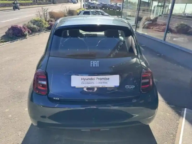 Fiat 500 e 118ch my23 — photo 5