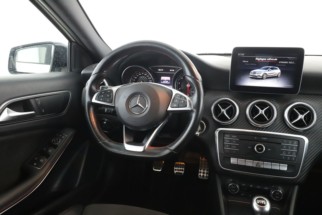 Mercedes-Benz Classe A 180 Fascination — photo 12