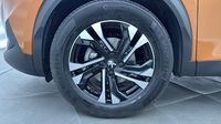 Peugeot 2008 1.2 PureTech 100ch S&S Allure — photo 11