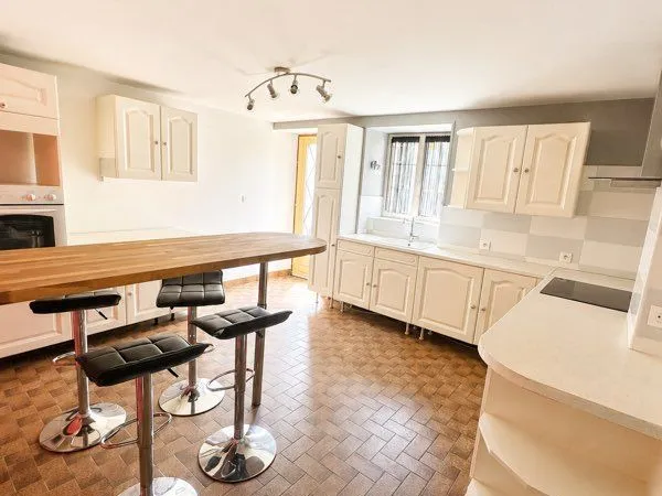 Maison 140 m² - 3 chambres - Chevannes (89240)