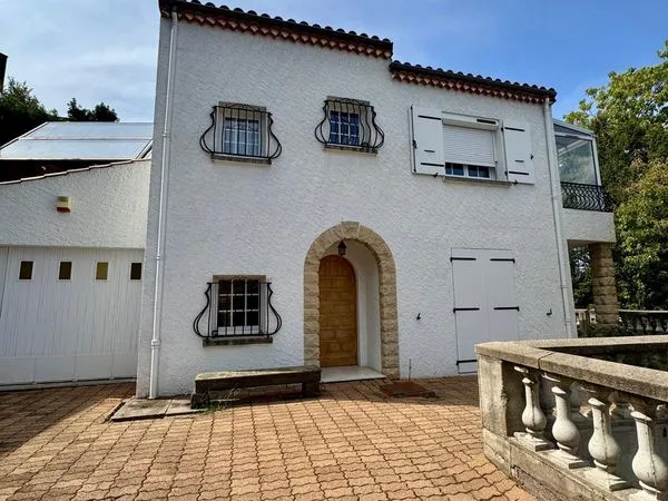 Maison 6 pièces 143 m²