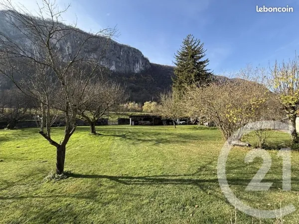 Terrain 780 m² Rossillon