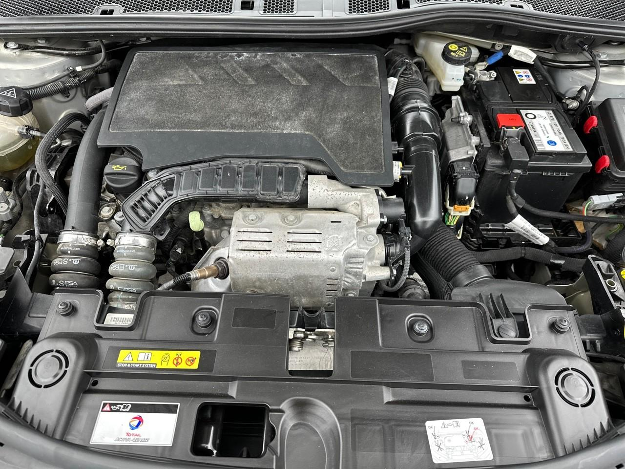 Ds Ds 3 crossback puretech 130 eat8 performance line+ — photo 15