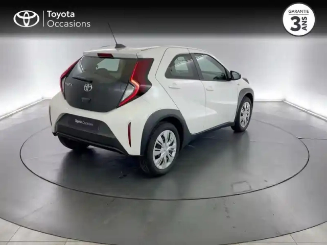 Toyota Aygo X 1.0 vvt-i 72ch dynamic my24 — photo 7