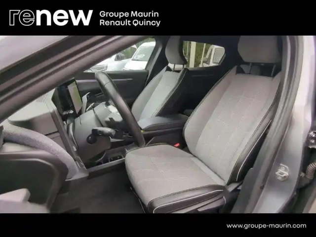 Renault Megane e-tech electric ev60 220ch techno optimum charge — photo 13