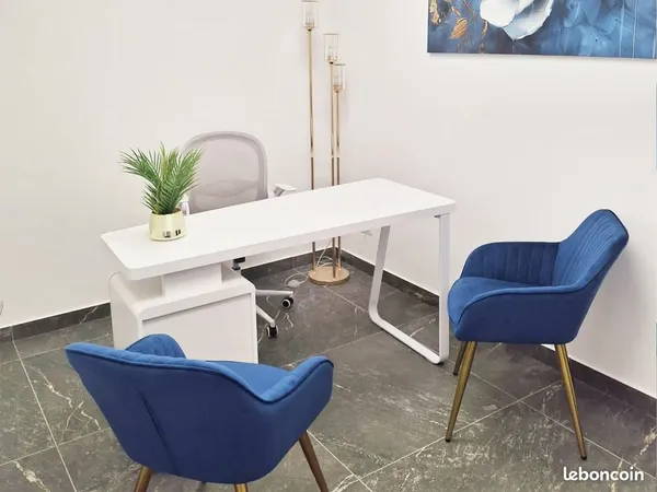 Bureau 8,4 m² à louer - professions médicales, paramédicales
