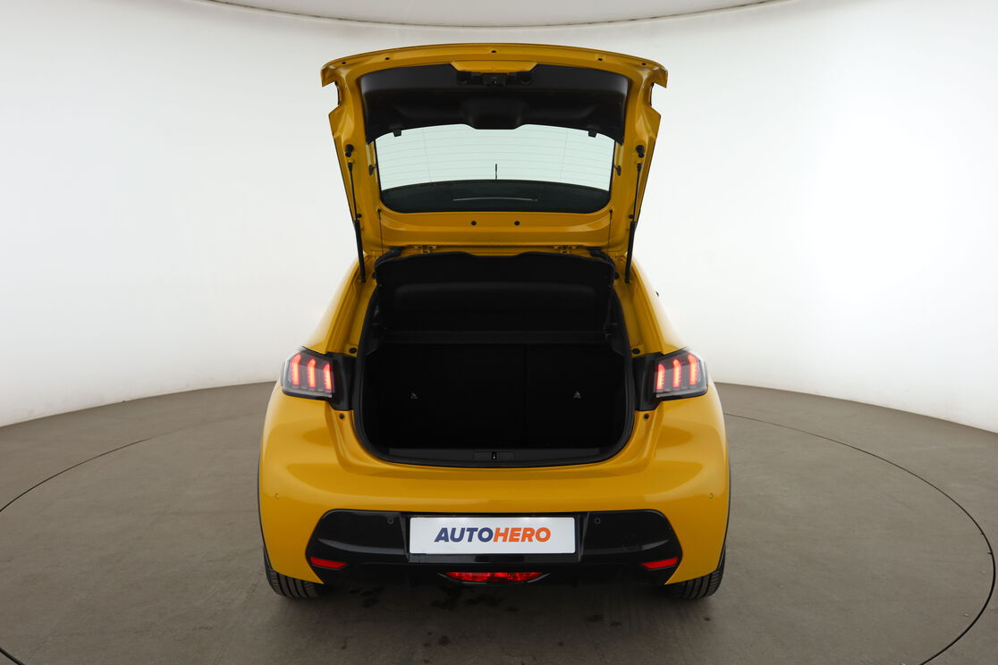 Peugeot 208 Electrique 50 kWh Allure — photo 15
