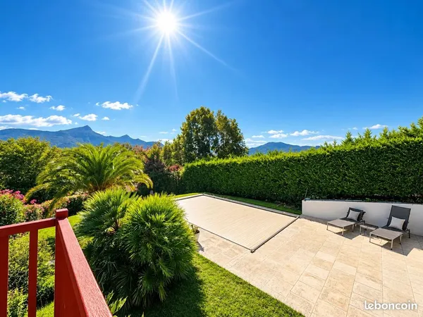 Maison 7 pièces 220 m²