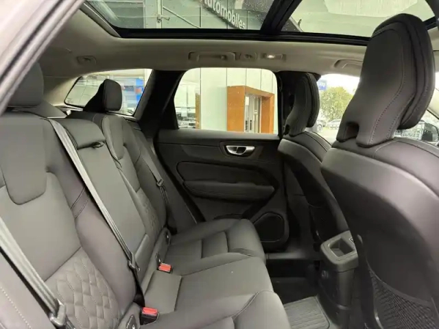 Volvo Xc60 t6 awd hybride rechargeable 253 ch+145 ch geartronic 8 — photo 18